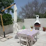 Dom wakacyjny Leo House