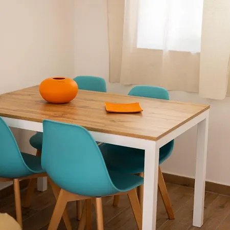 Holiday home Leo House