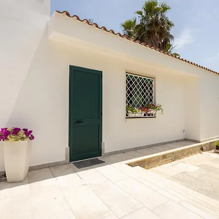 Leo House * Porto Cesareo