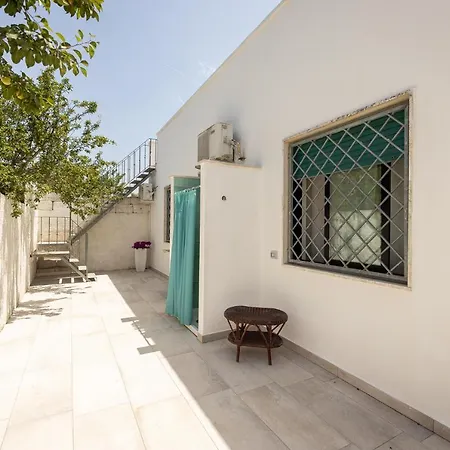 Leo House * Porto Cesareo
