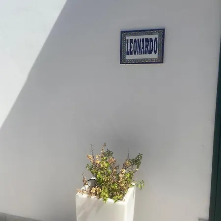 Holiday home Leo House